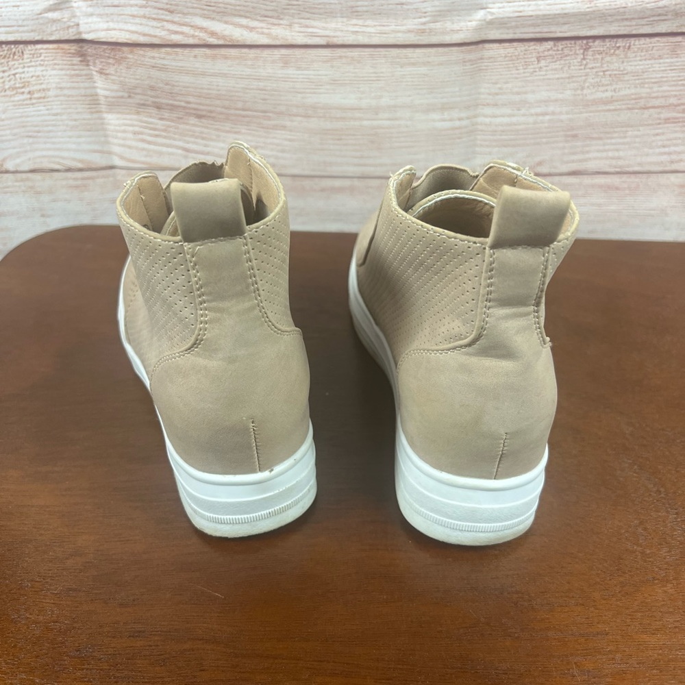 Yoki Tan Hightop Boots - Picture 1 of 4